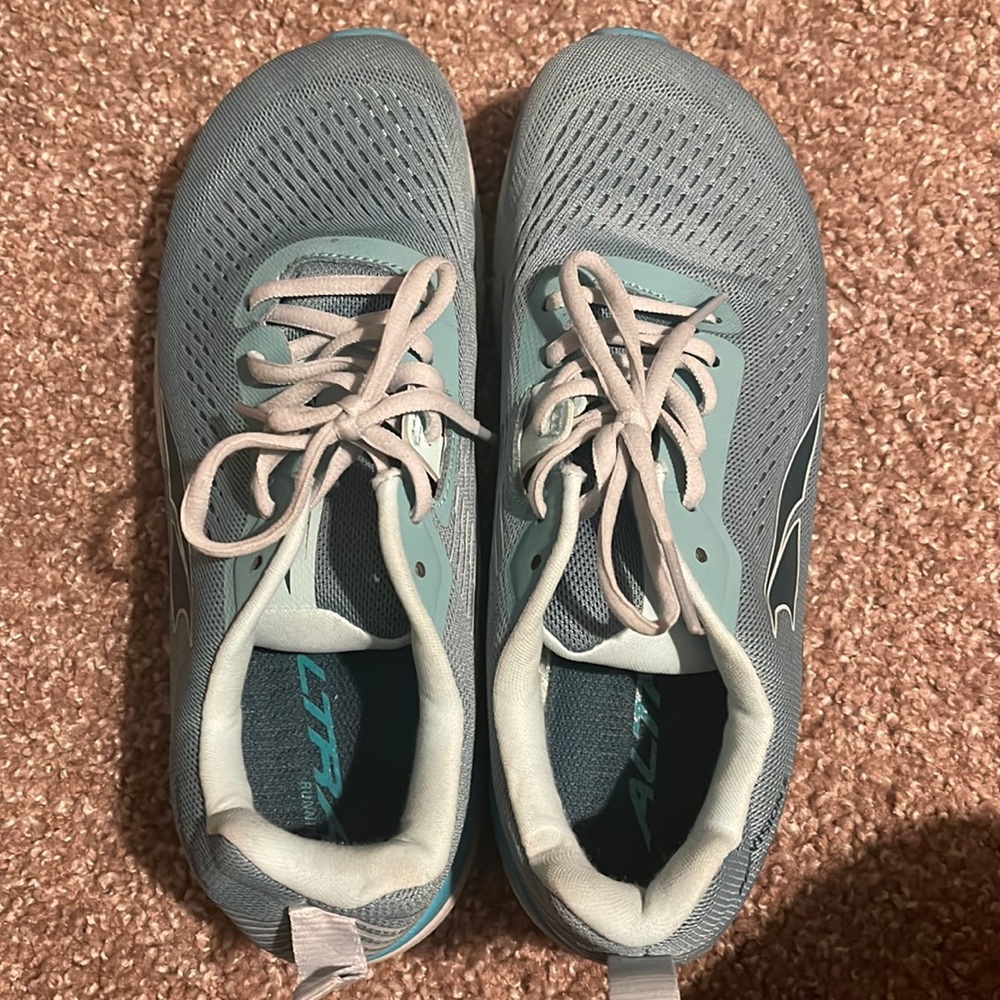 Altra Provisiin 6 size 8